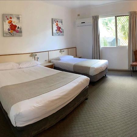 Wild Scotsman Motor Inn Gin Gin Qld Esterno foto