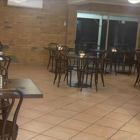 Wild Scotsman Motor Inn Gin Gin Qld Esterno foto