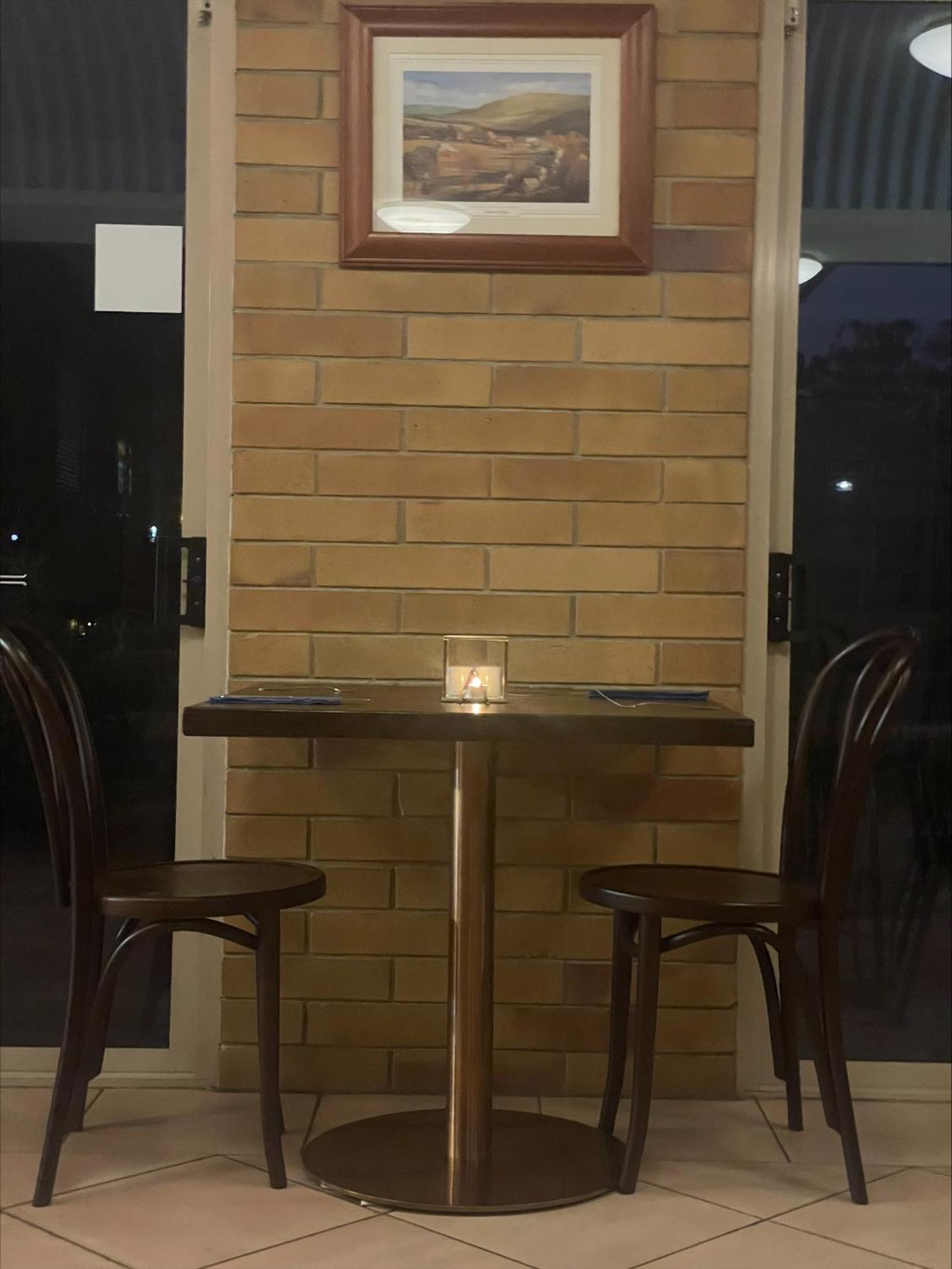 Wild Scotsman Motor Inn Gin Gin Qld Esterno foto