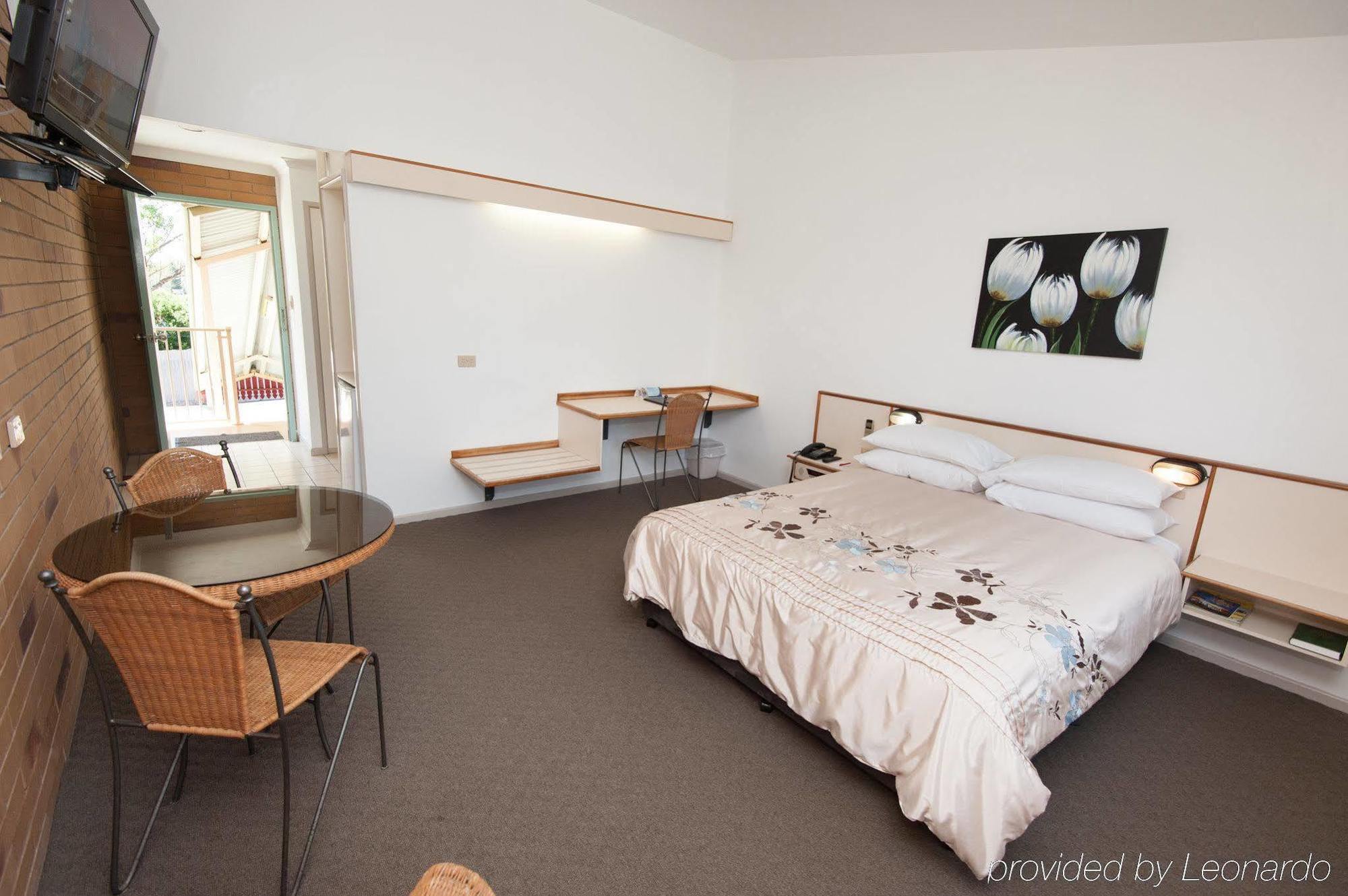 Wild Scotsman Motor Inn Gin Gin Qld Esterno foto